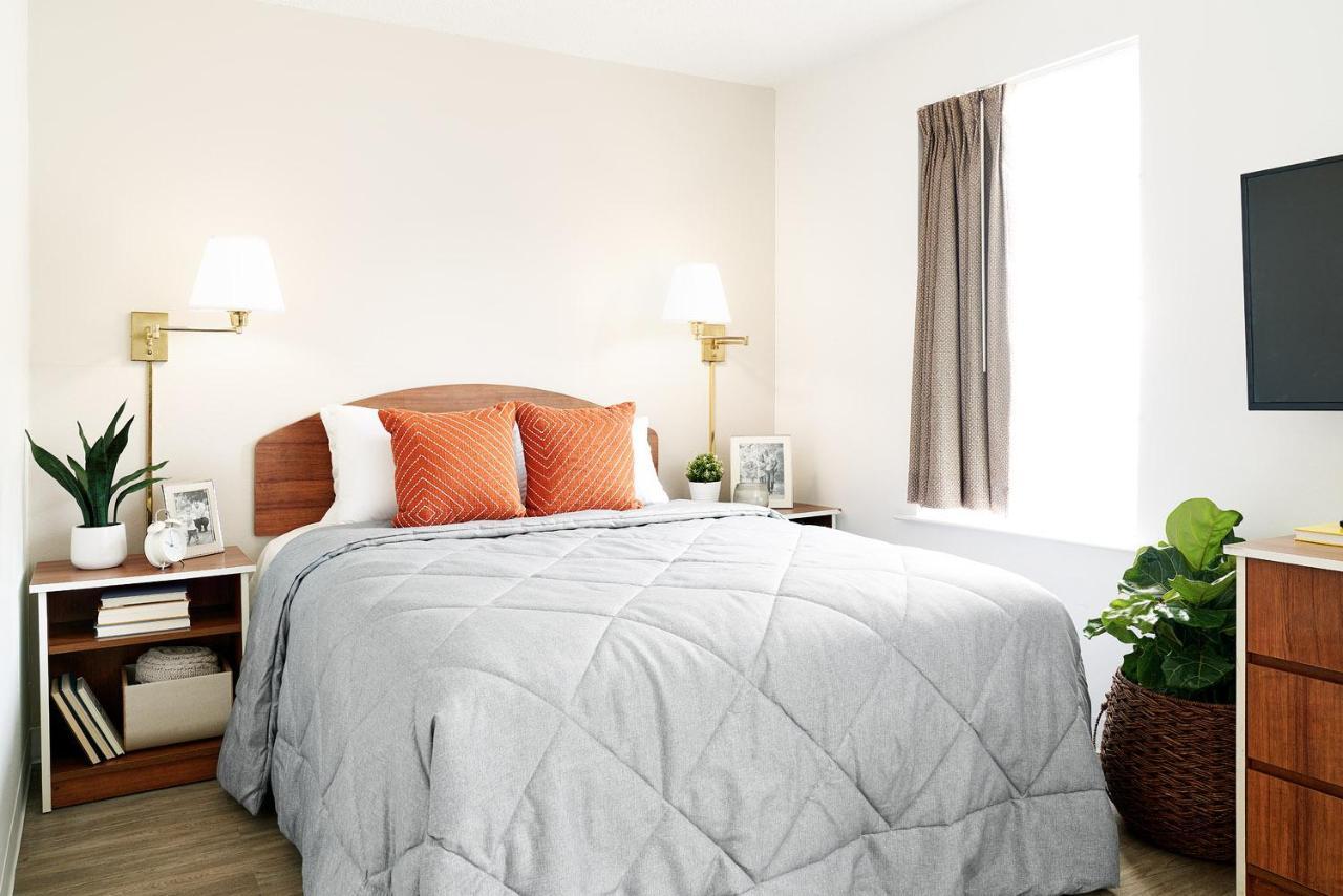 Intown Suites Extended Stay Raleigh Garner Nc Exterior foto